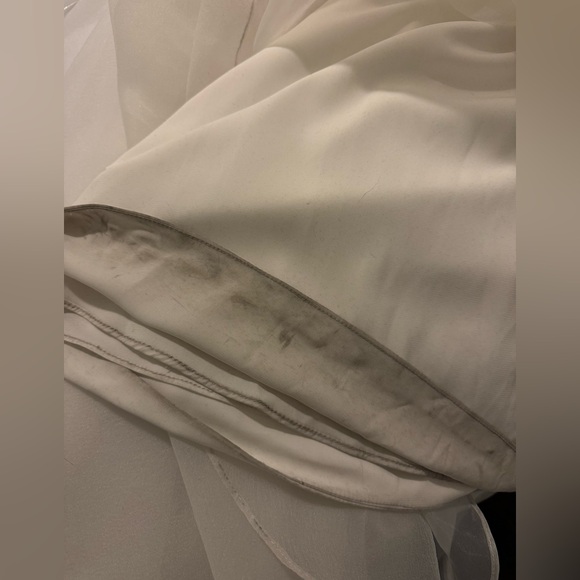 Jenny Yoo Brontë Wedding Gown - Picture 15 of 16